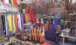 10 Oleh-Oleh Khas Samosir yang Paling Populer