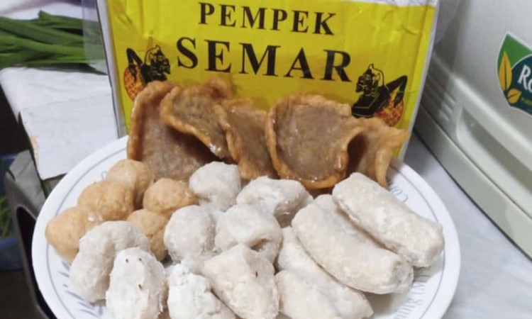 Pempek Semar