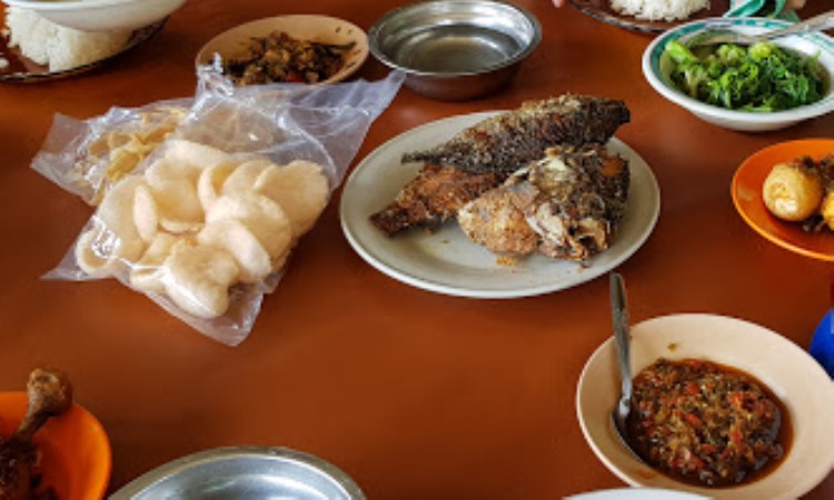 Rumah Makan Islam Murni