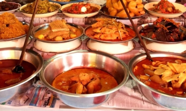 10 Wisata Kuliner di Bukittinggi yang Murah & Enak