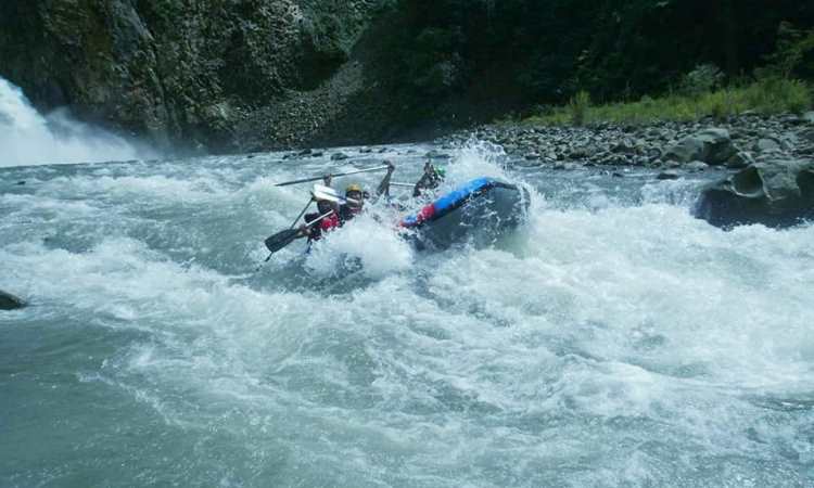Arung Jeram Lae Kombih