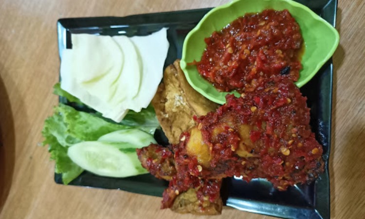 Pecel Lele Om Tok