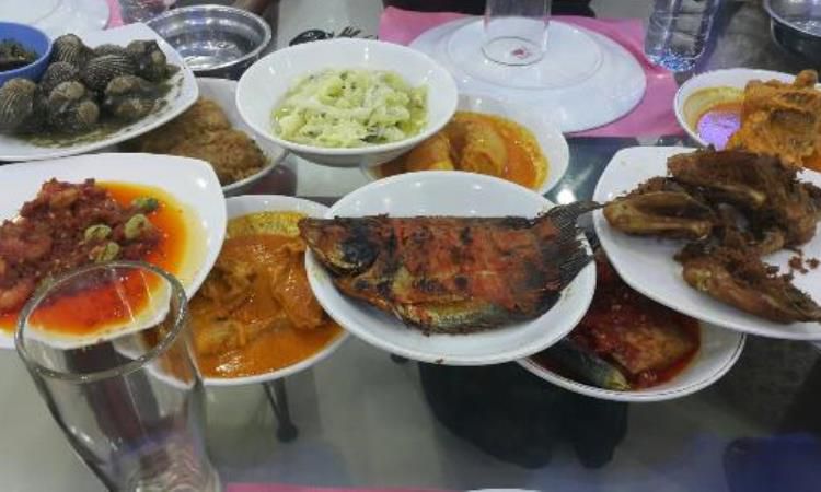 10 Wisata Kuliner di Dumai yang Murah & Enak