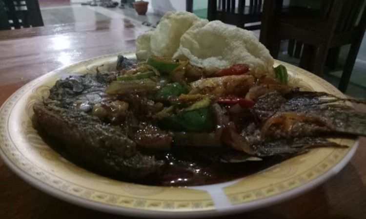 Dewi Seafood