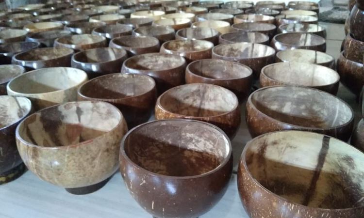 Kerajinan Batok Kelapa