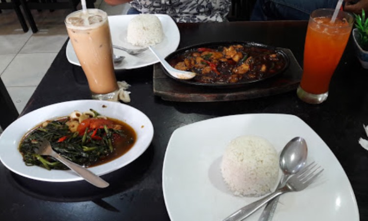 Resto Bintang Seafood dan Coffee