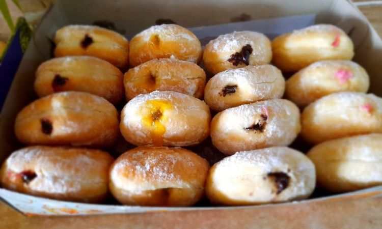 Royal Bakery and Cafe