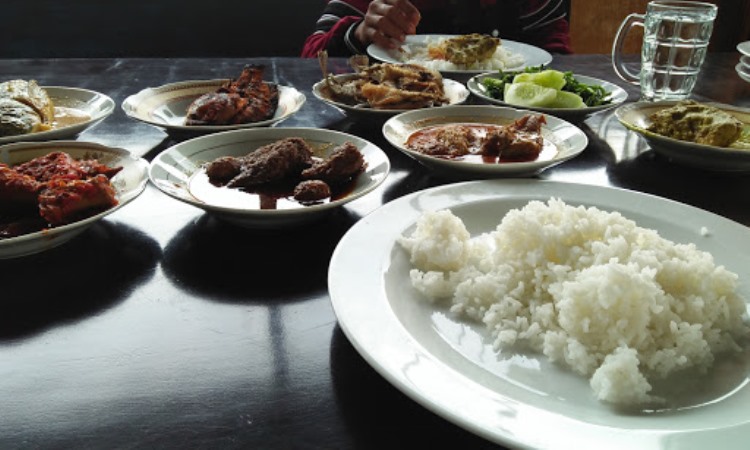 Rumah Makan Ilok Rupo