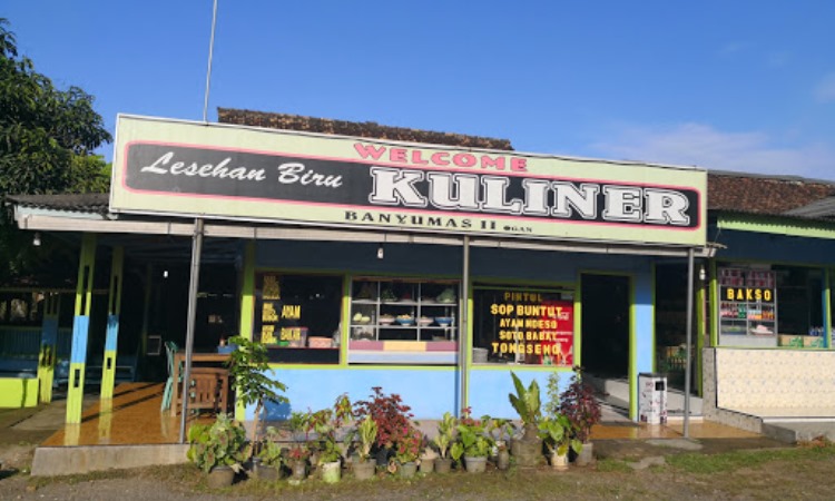 Rumah Makan Lesehan Biru Lintas Sumatera