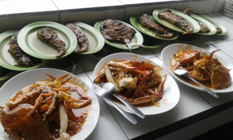 Rumah Makan Pondok Keluarga