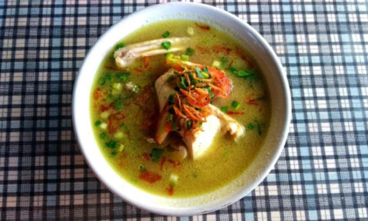 Sop Ayam Kampung Pak Wo