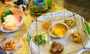 10 Restoran & Tempat Makan di Belitung Timur yang Paling Enak