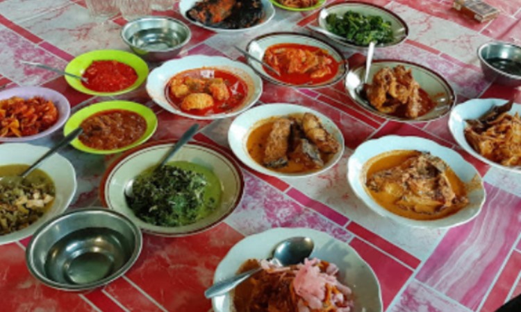 10 Restoran & Tempat Makan di Mandailing Natal yang Paling Enak