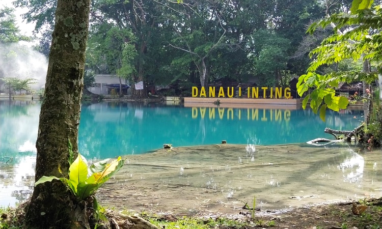 Daya Tarik di Danau Linting