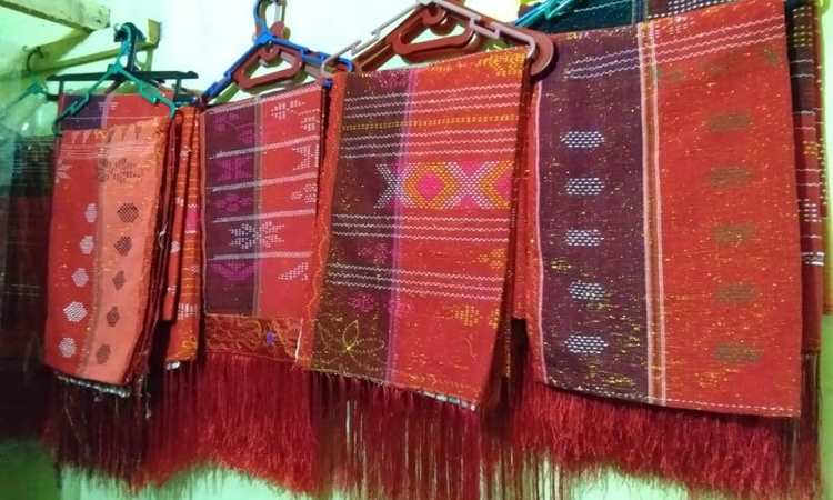 Desain, Struktur Baju Adat Ulos