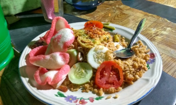 Nasi Ayam dan Nasi Goreng Si Des