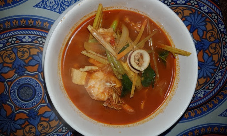 Rumah Makan Sinar Biuku