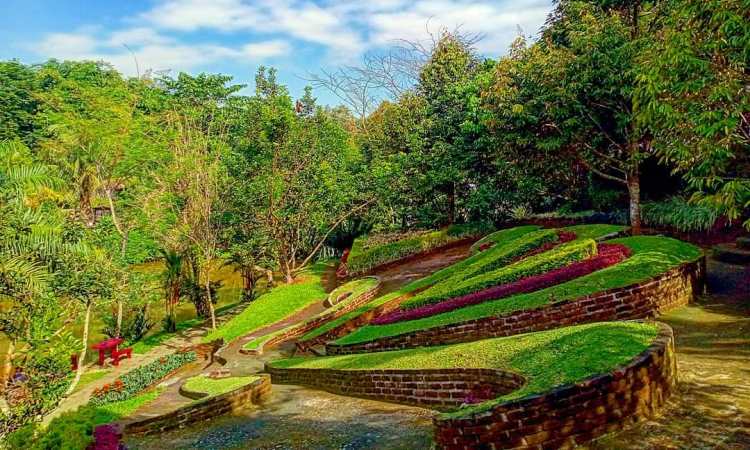 7 Taman di Medan yang Cocok untuk Refreshing