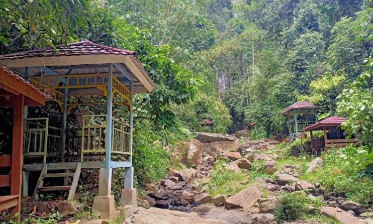 Tiket Air Terjun Ciupang Pesawaran_compressed