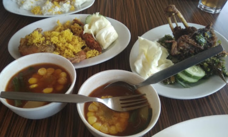 10 Wisata Kuliner di Merangin yang Terkenal Enak & Wajib Dicoba