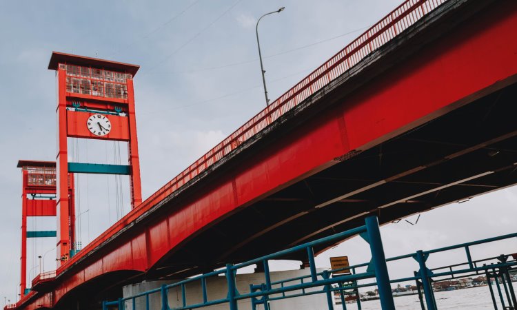Alamat Jembatan Ampera