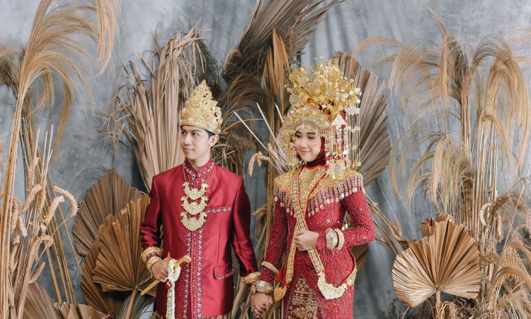 Baju Adat Aesan Paksangko