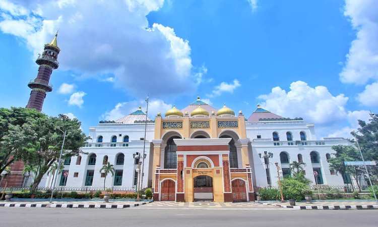 Keunikan Masjid Sultan Mahmud Badarudddin II