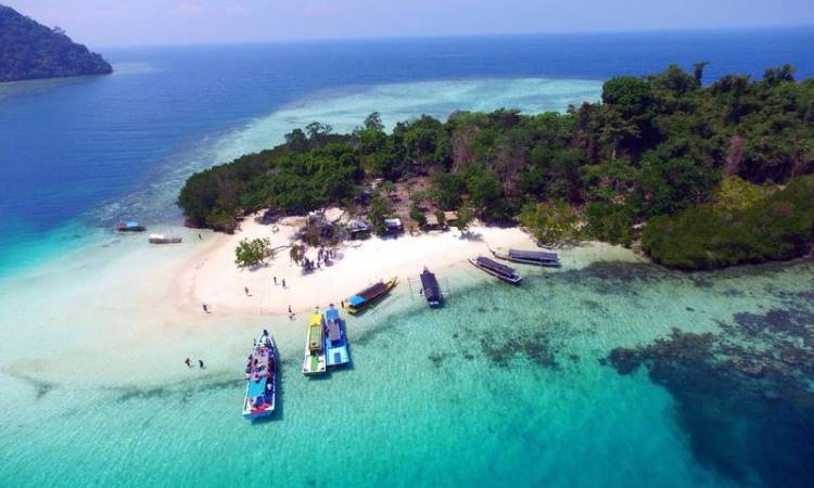 Pulau Pahawang, Wisata Bahari Nan Eksotis di Lampung