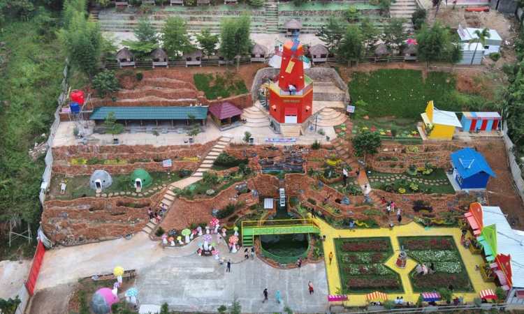 Taman Wisata Bukit Sakura Kemiling