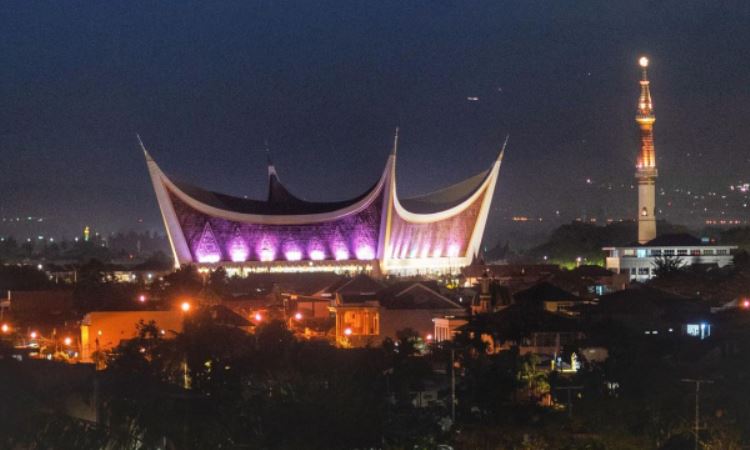 Alamat Masjid Raya Sumatera Barat