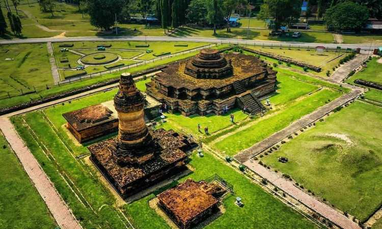 Daya Tarik Candi Muara Takus Riau
