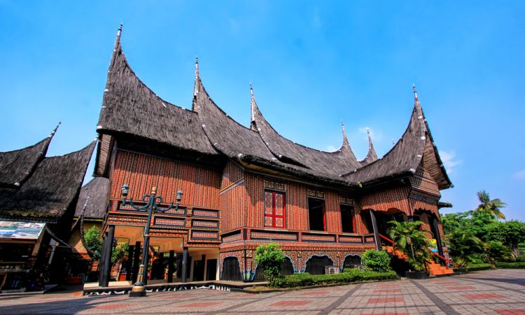Filosofi Rumah Adat Minang