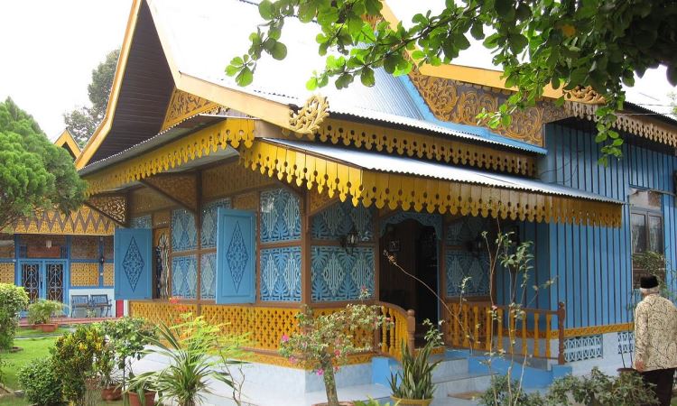 Hunian Melayu Lipat Kajang