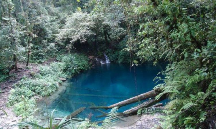 Daya Tarik Dimiliki Danau Kaco