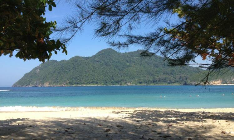 Harga Tiket Pantai Lampuuk