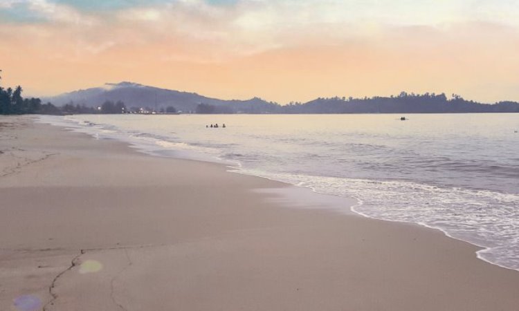 Pantai Pandan Tapteng