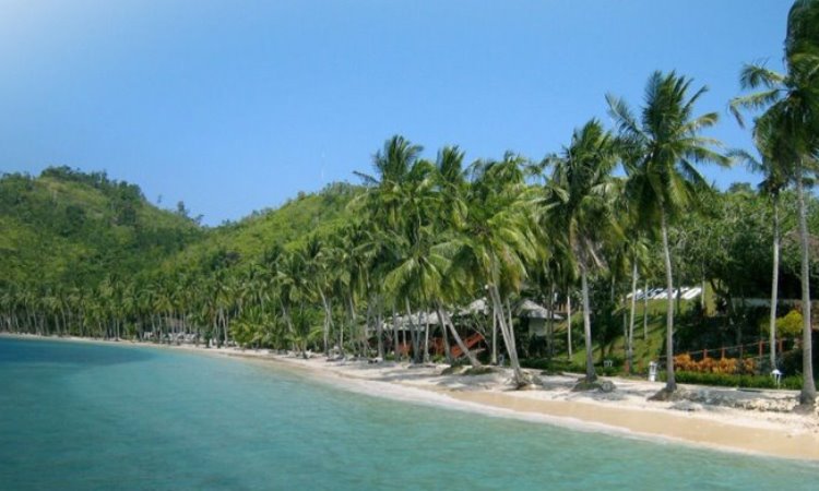 Daya Tarik Pulau Sikuai