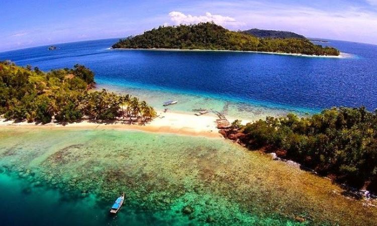 Pulau Pamutusan, Pulau Cantik yang Bikin Jatuh Hati