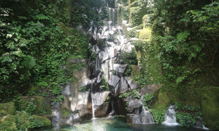 Air Terjun Namo Belango