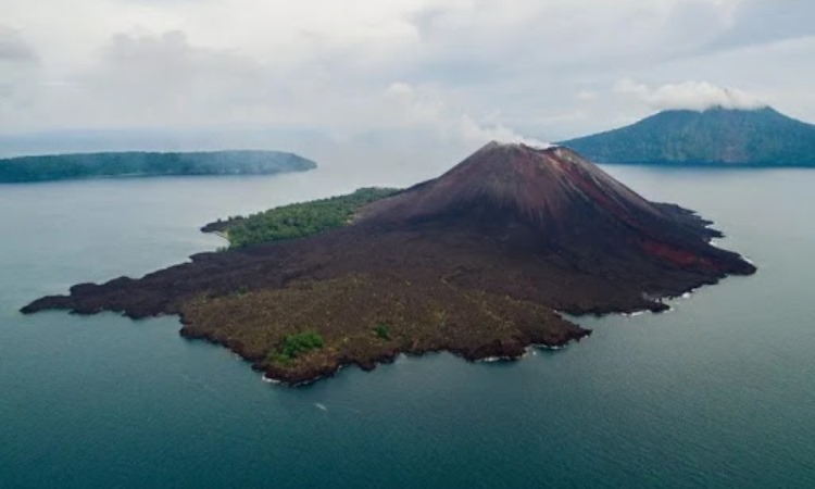 Gunung Krakatau