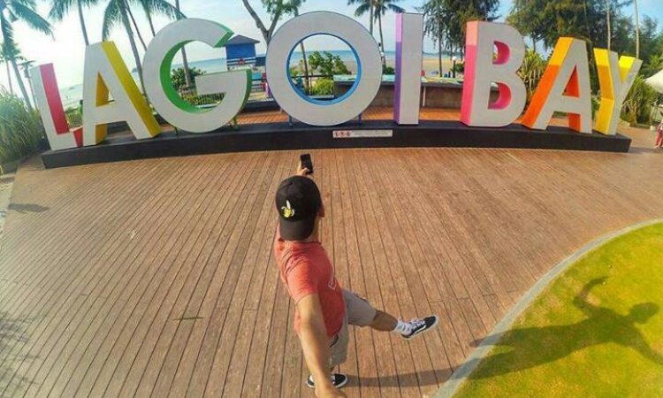 Kegiatan di Lagoi Bay