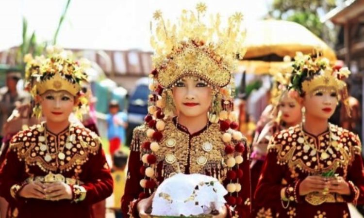 Pakaian Adat Bengkulu Utara