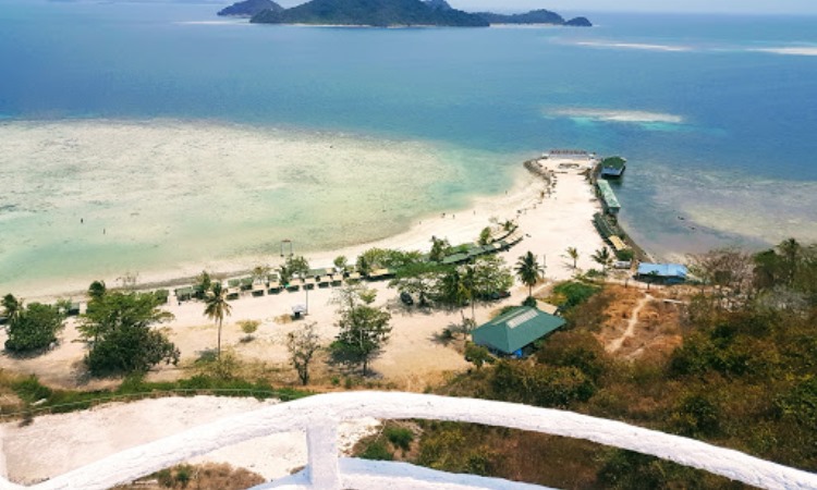 Pantai sari Ringgung