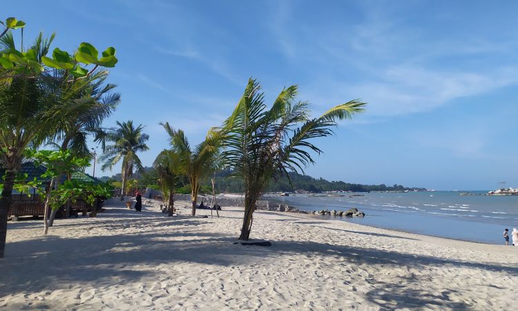 Alamat Pantai Batu Bedaun