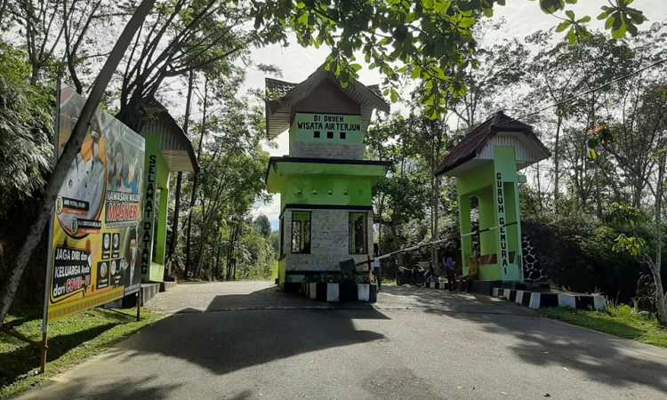 Alamat air terjun Guruh Gemurai