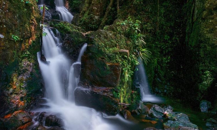 Daya Tarik Air Terjun Guruh Gemurai