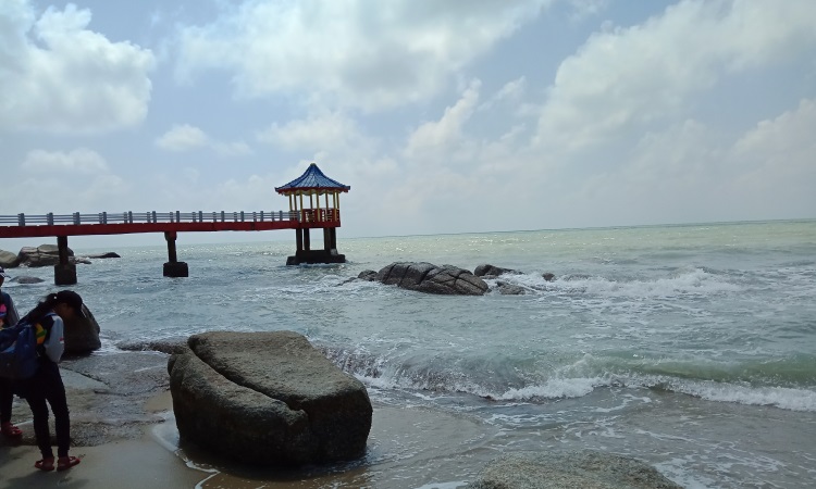 Fasilitas Pantai Tanjung Pesona