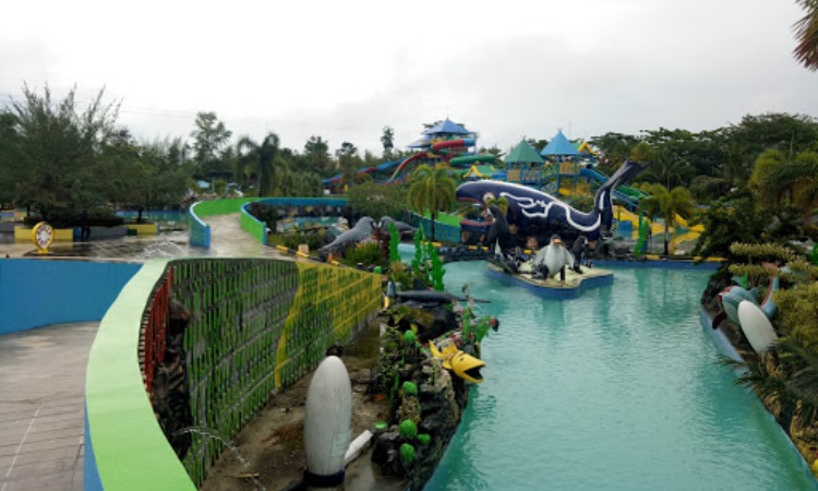 Labersa Water Park, Destinasi Wisata Air Terbesar & Terhits di Kampar