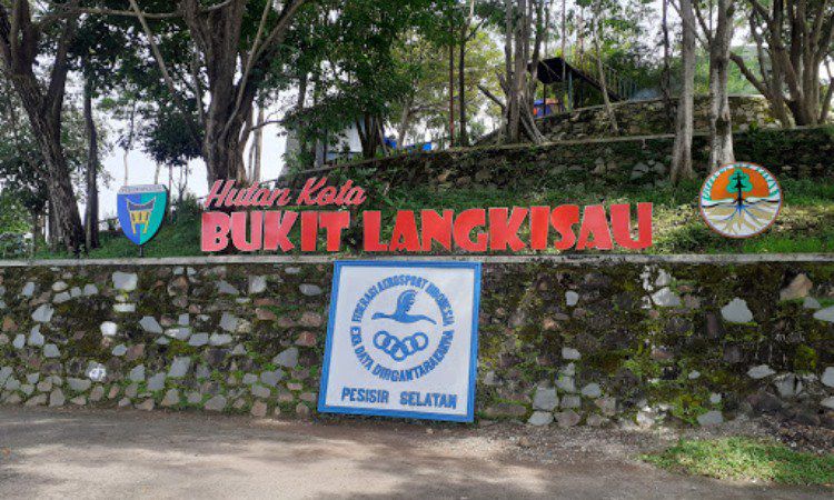 Alamat Bukit Langkasau