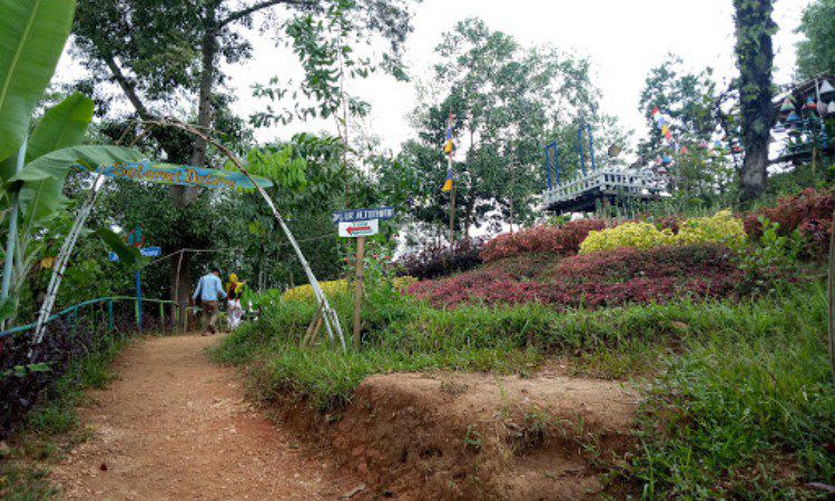 Alamat Menuju Bukit Pangonan